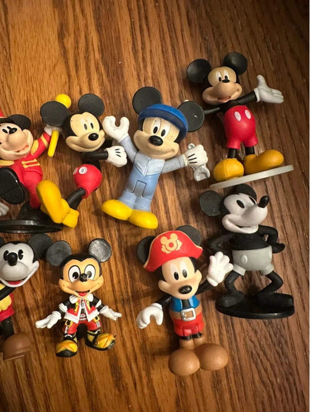Disney Mickey Mouse Lot - Picture 3 of 3